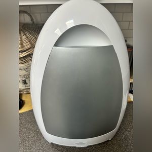 Eye Vac Touchless Vacuum White Quick Easy Hands free cleaning like hair salons